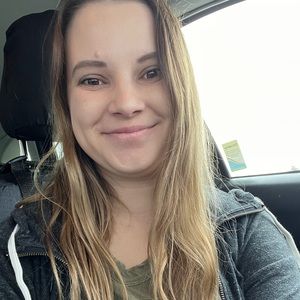 Meet your Posher, Emmaleigh